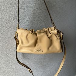 Coach Faye Shoulder Purse 
