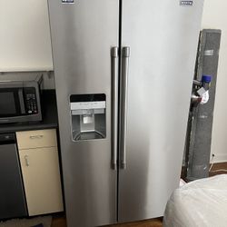 Maytag Fridge With Water/ice Dispenser - Works Great!