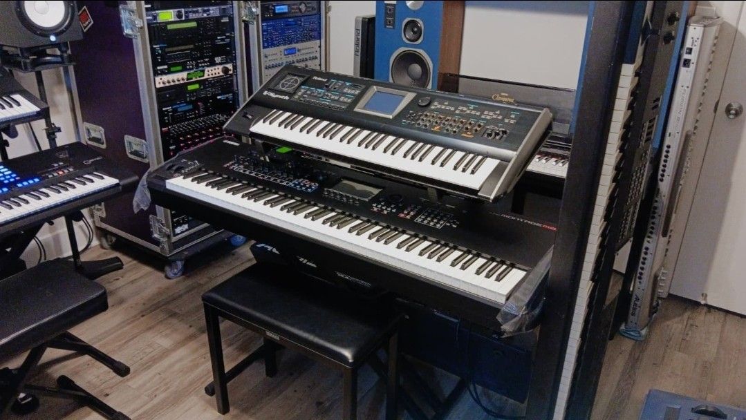 Roland Synthesized V- Synth