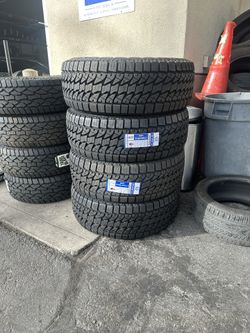 35x12.50R20 Rt At Tires On Sale