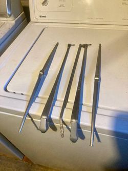 GM A Body Hidden Wiper Arms And Blade Holders