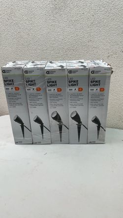 Commercial Electric LED Spike Lights – Set of 10
