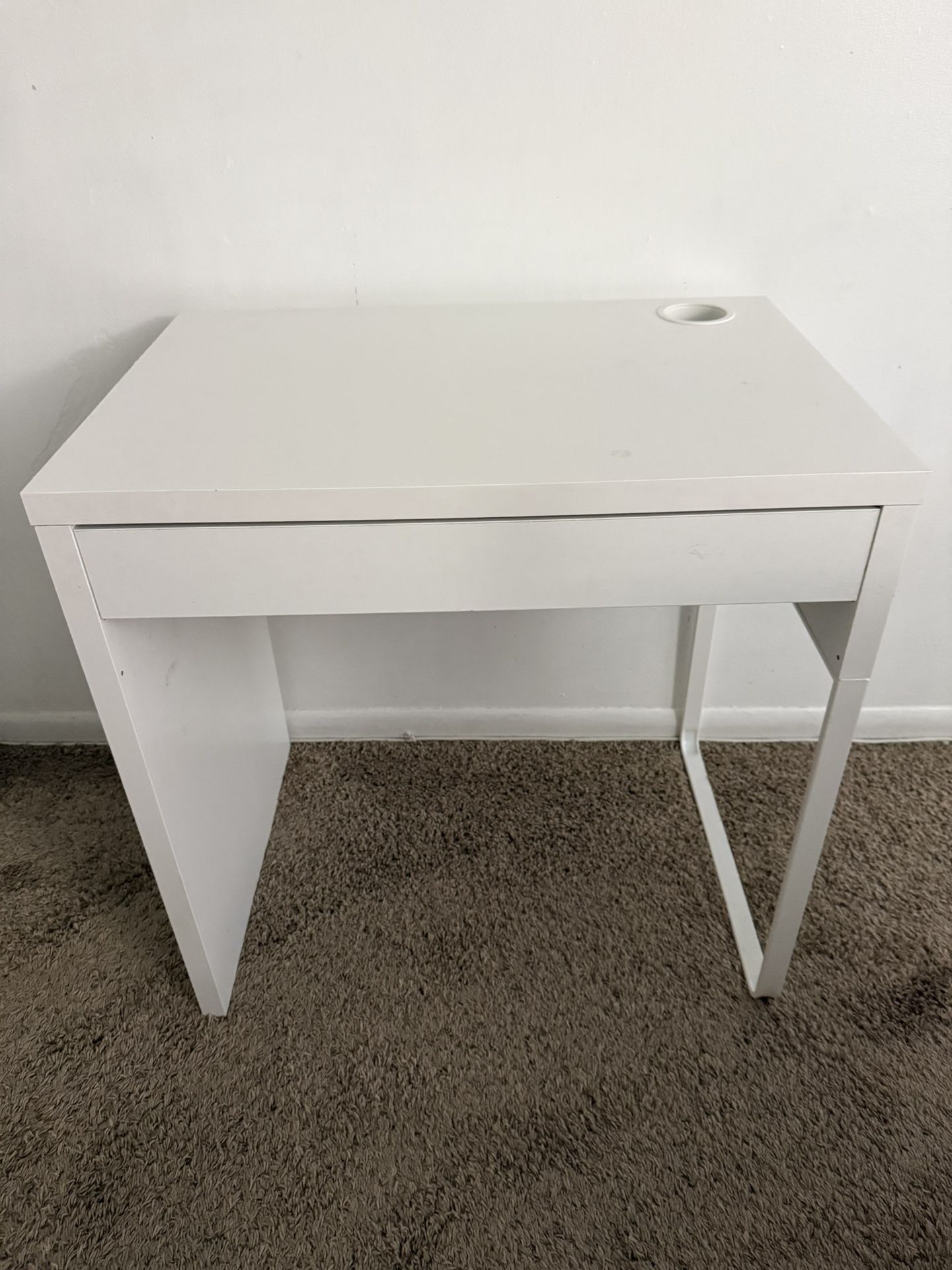 White Study Desk With Drawer