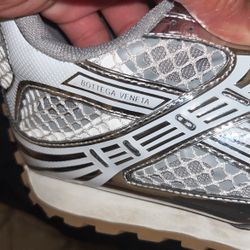 white botegga veneta size 43