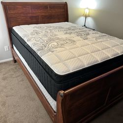 Queen Size Bedroom Set with Pillowtop Mattress