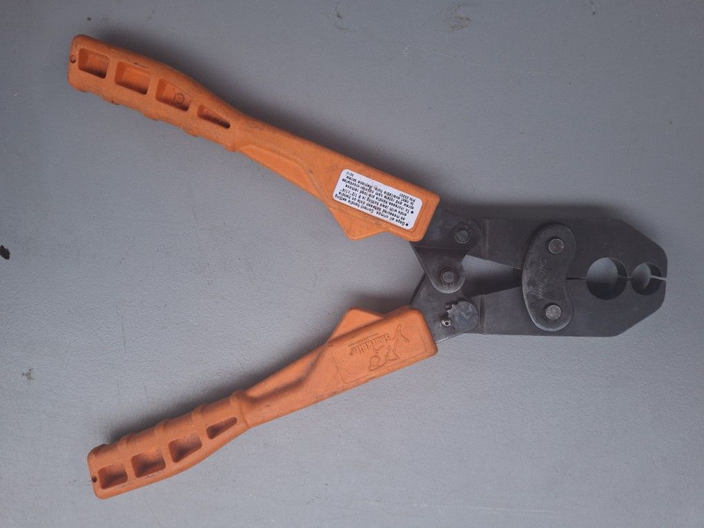 Pex Shark Bite Crimper