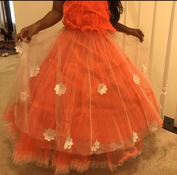 Beautiful evening dress 5-6t not included crinoline