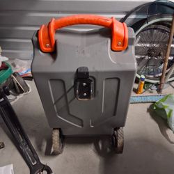 RHINO MOTORHOME WASTE TANK 100$
