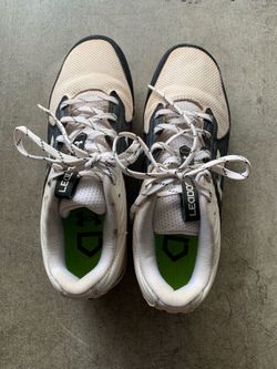 Hurley Cleats size 9