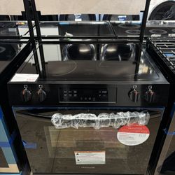 New FRIGIDAIRE 30” Front Control Electric Range