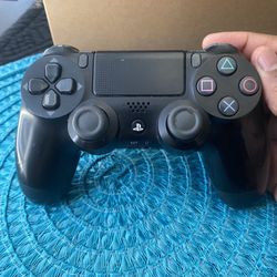 PS4 Controller 