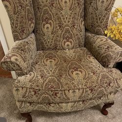 Bedroom Cushioned Chair