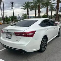 2016 Toyota Avalon