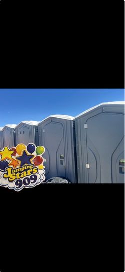 Portable restroom