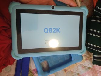 Dos tabletas nuevas con cover y regalo un cover extra
