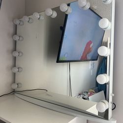 Vanity Mirror 