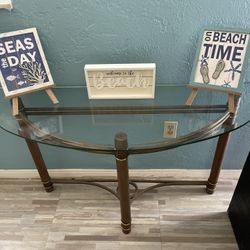 Console Table detentions 50” L by 16 W 45$