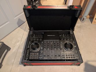Denon Prime 4 Standalone DJ Controller