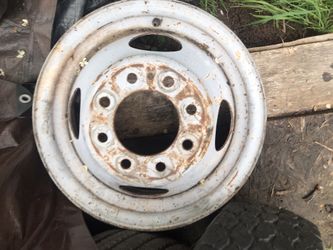 A Ford F350 Dully Rim 8 Lug.