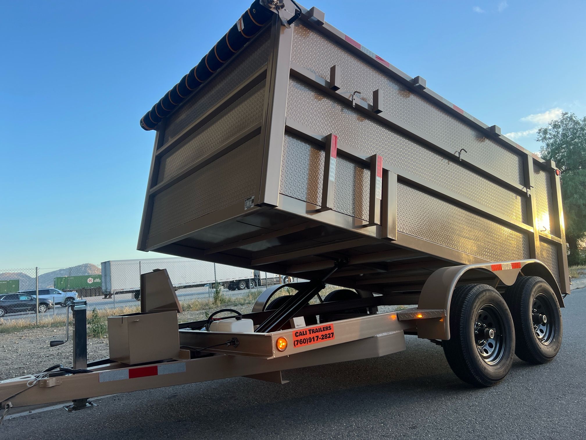 Dump Trailer Color Brown Size 8x12x4 Year 2026