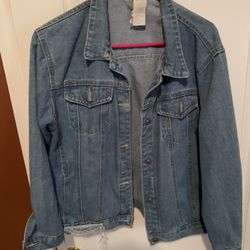 Size Large Jean Jacket 