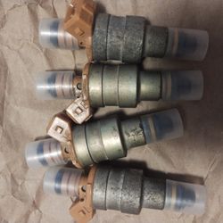 Fuel Injectors 