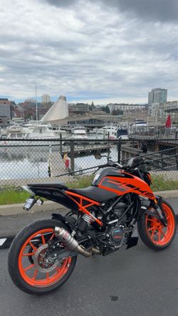 2021 KTM Duke Orange/Black 200cc