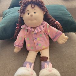 Doll Sweetie Pie Kids Lauren Doll Dressed Stuffed Yarn Hair  15"