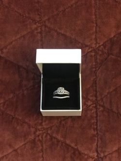 Engagement ring and wedding band