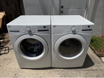 Washer And Dryer LG Matching Set 2022 Like New