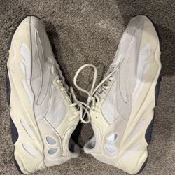 Yeezy 700