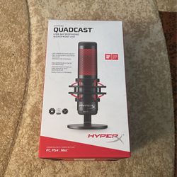 Quadcast USB Microphone 