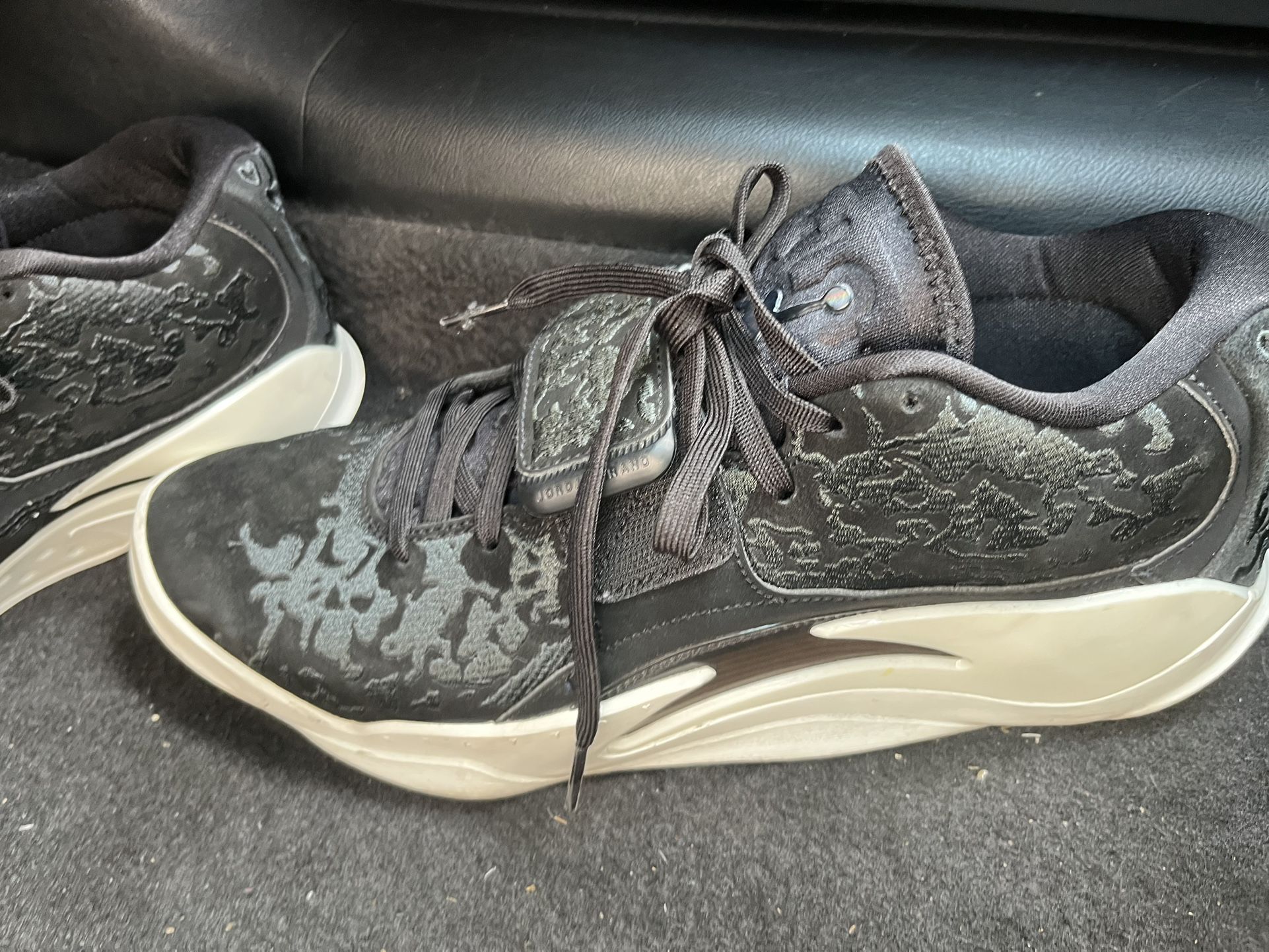 Jordan Zion 3 Mud Se Black Ash