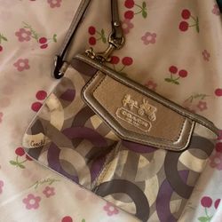 Coach Vintage Wristlet 