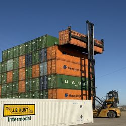 Hand Pick Your Containers Today Local Container Yard In Hesperia 