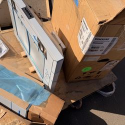 New samsung wall mount range hood