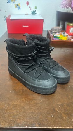 H&M WARM-LINED BOOTS