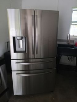 Samsung French door refrigerator