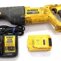 Dewalt Reciprocated Saw + Battery DCS380