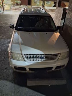 2005 Ford Explorer