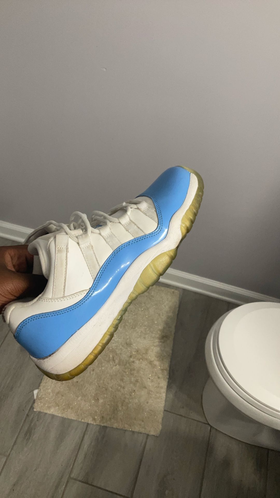 Jordan 11s Size 6