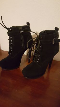 Boots/ botas