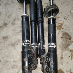 Tokico Gas Shocks And Struts