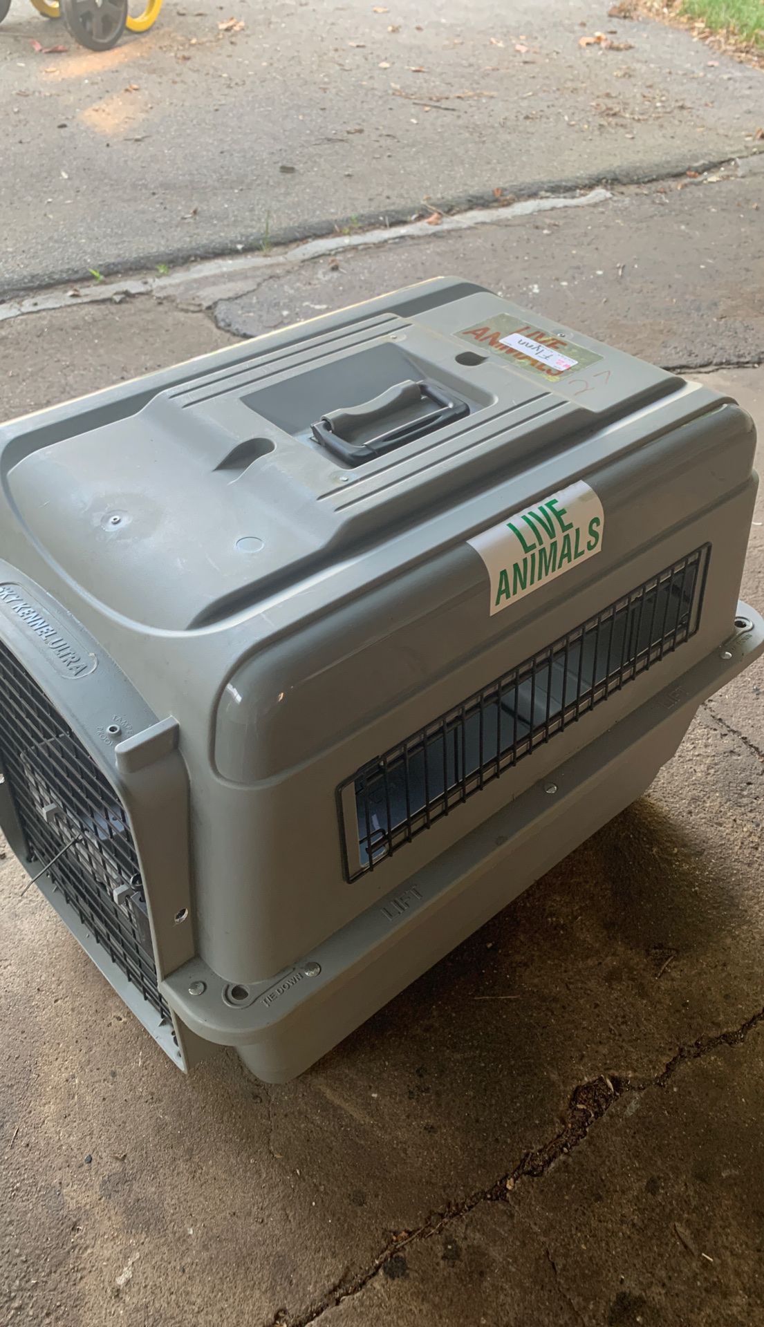 Sky kennel Ultra 28 inch animal pet crate for Sale in Lowell, MA OfferUp