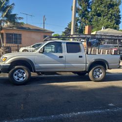 Toyota Tacoma 02