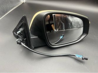 2014-2017 TOYOTA Highlander Passenger Side Mirror Assembly - Used, Untested