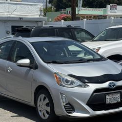 2016 Toyota Prius-C