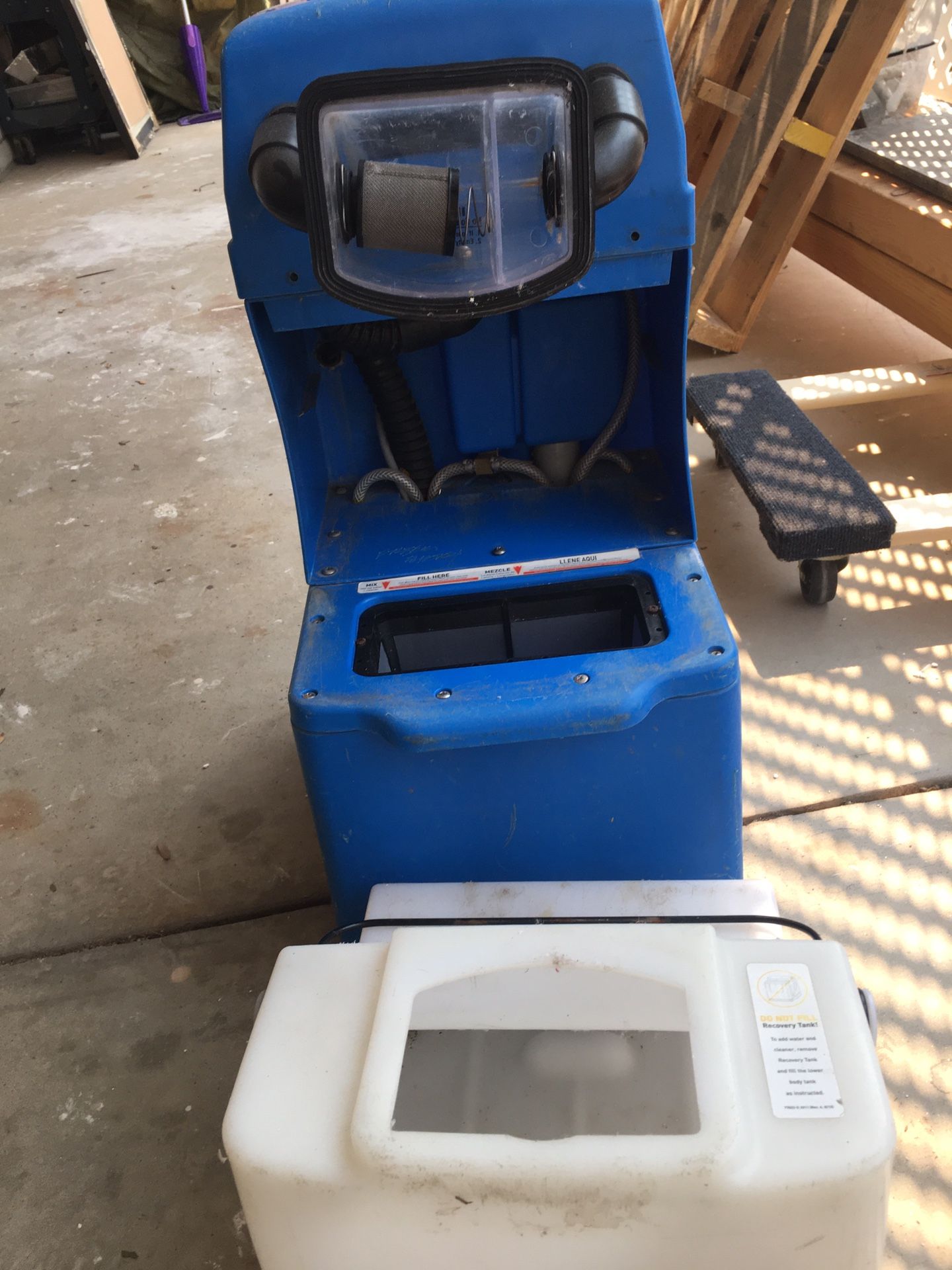 Heavy duty Carpet cleaning machine ( professional) for Sale in Valley Center, CA OfferUp