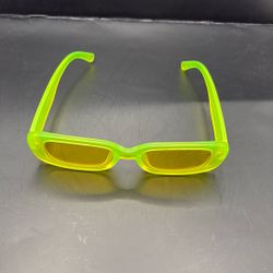 Brand New Yellow Style Sunglasses