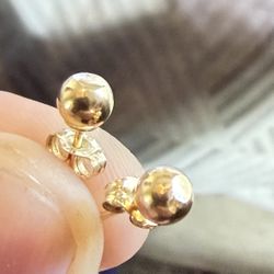 14k Gold Ball Earrings Weight 0.6 Grams 